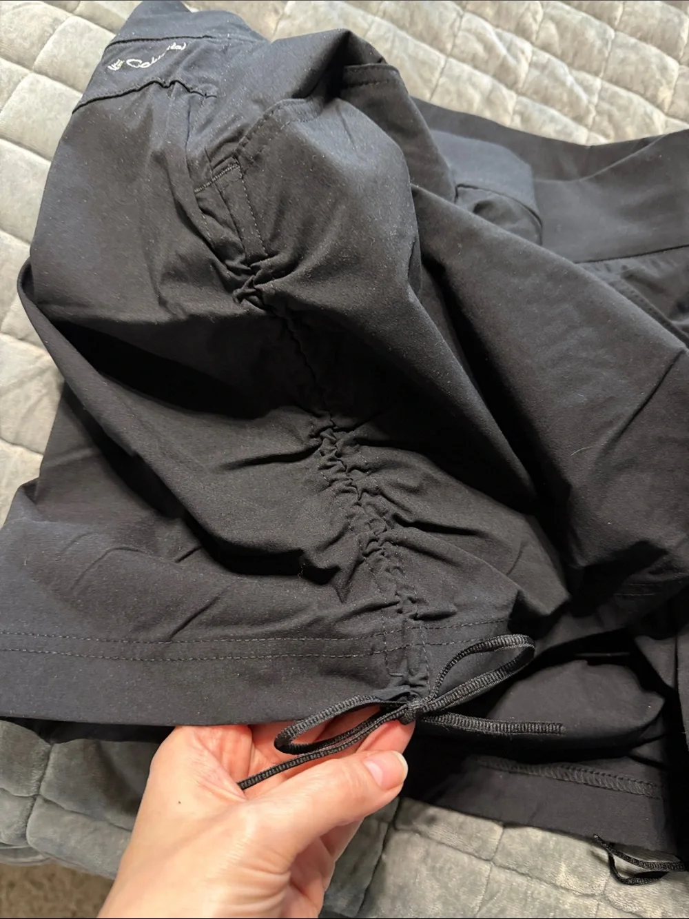Columbia Black Athletic Skort with Red Size Tabs - Picture 5 of 9
